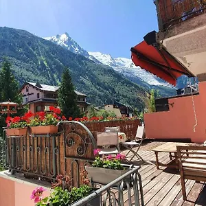 Hyper Centre . Terrasse Vue Mont Blanc . Parking Appartement